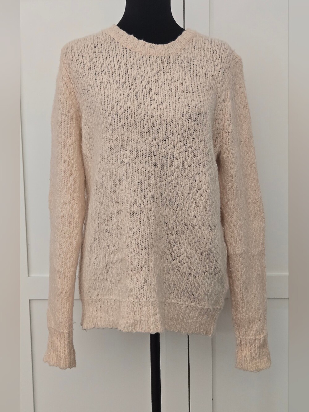 Banana Republic Textured Wool Blend Knit Sweater M Pink Bliss Crewneck Cozy Warm
